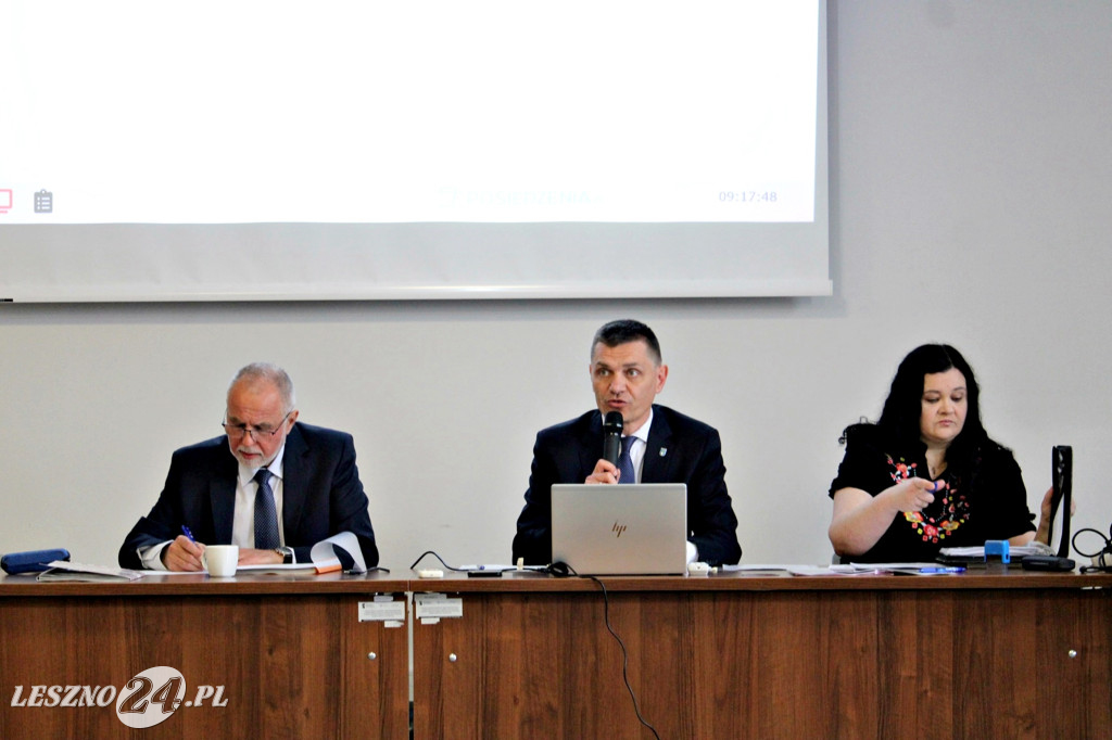 Większość włodarzy gmin za podwyżką opłaty za śmieci