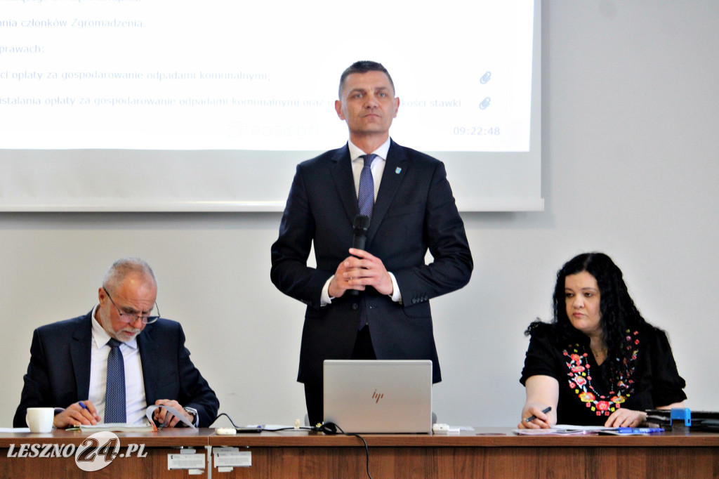 Większość włodarzy gmin za podwyżką opłaty za śmieci
