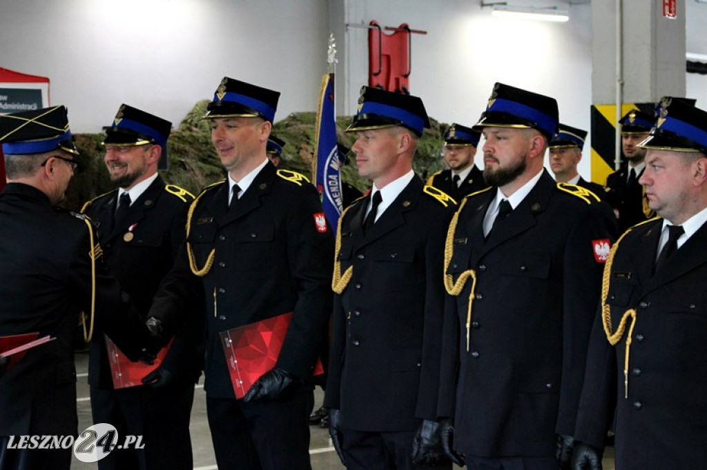 Dzień Strażaka z odznaczeniami, awansami i tytułami