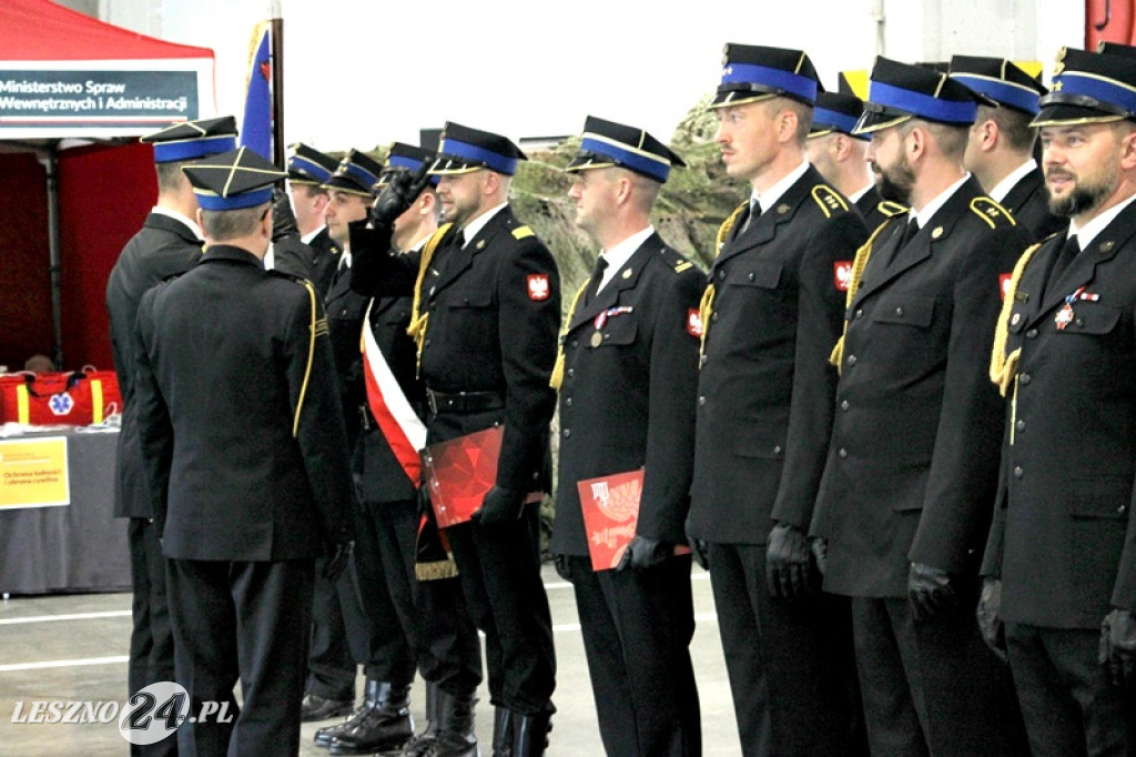 Dzień Strażaka z odznaczeniami, awansami i tytułami