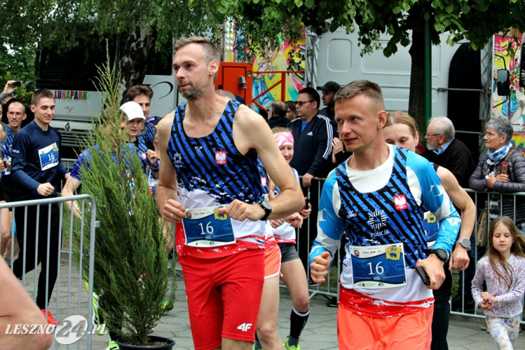Policjanci wygrali sztafetowy bieg