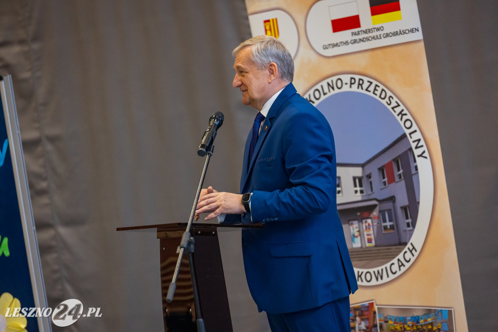 Otwarcie rozbudowanej szkoły w Wilkowicach