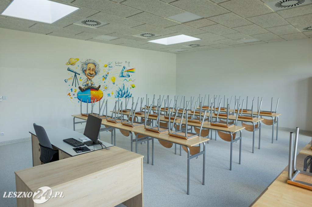 Otwarcie rozbudowanej szkoły w Wilkowicach