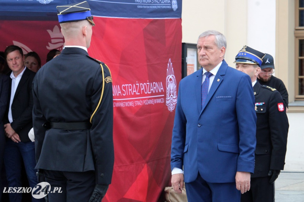 Dzień Strażaka połączony z wręczeniem sztandaru