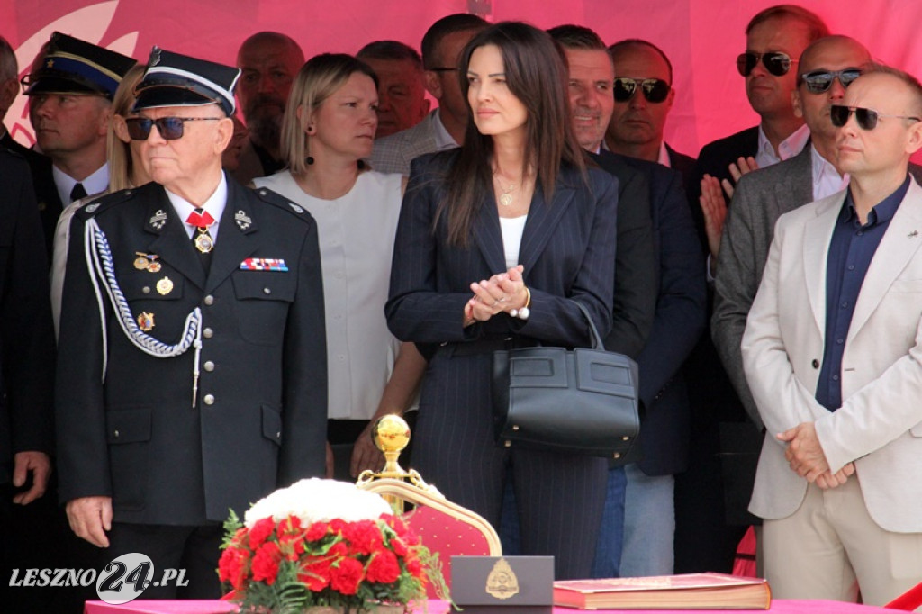 Dzień Strażaka połączony z wręczeniem sztandaru