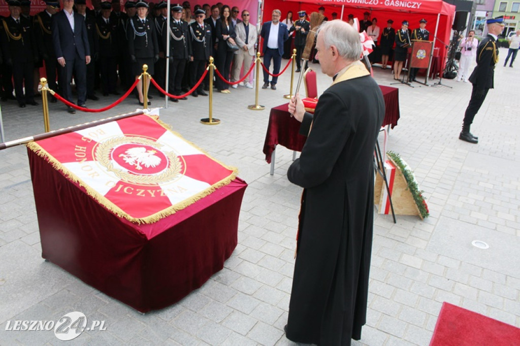 Dzień Strażaka połączony z wręczeniem sztandaru