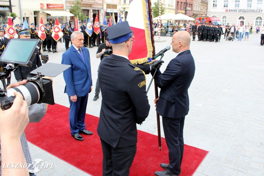 Dzień Strażaka połączony z wręczeniem sztandaru
