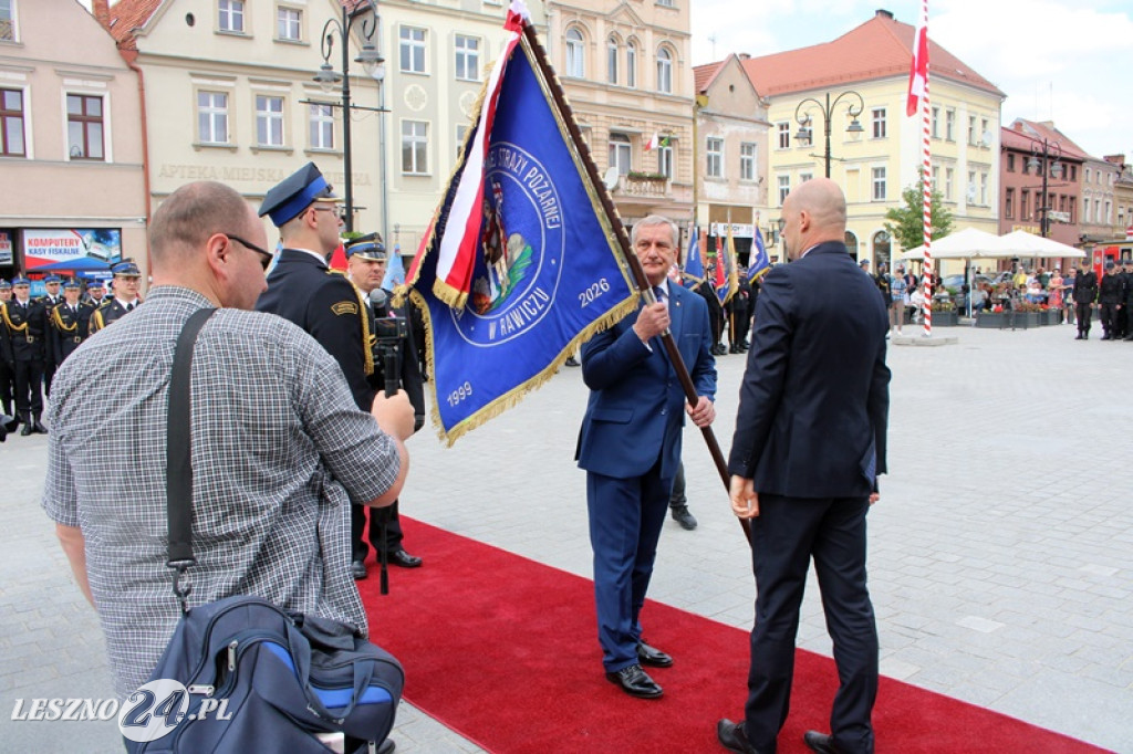 Dzień Strażaka połączony z wręczeniem sztandaru