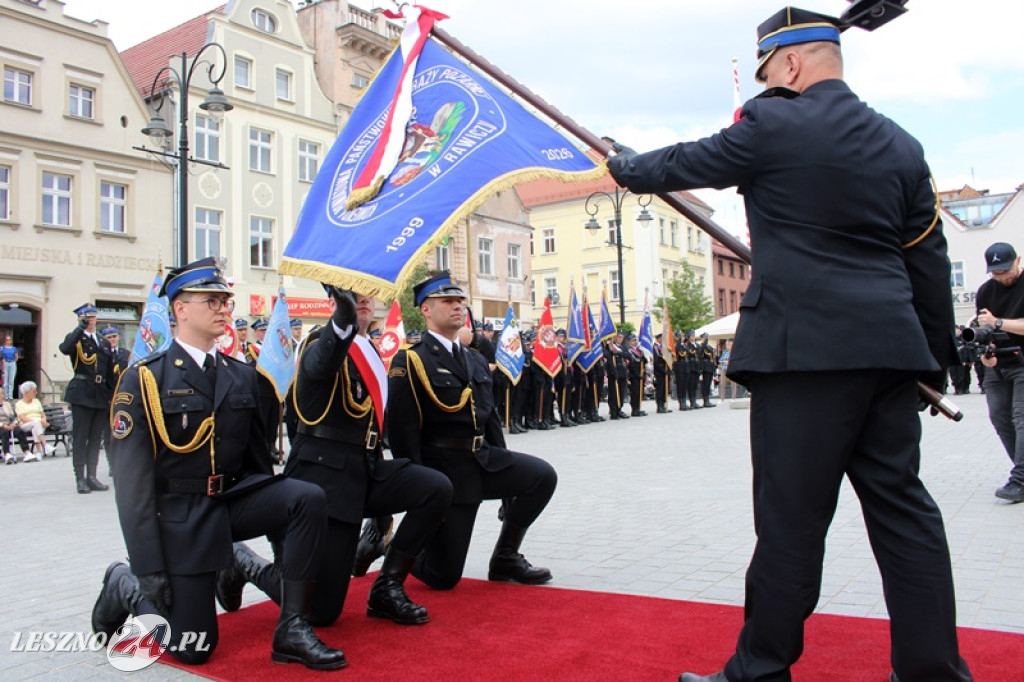Dzień Strażaka połączony z wręczeniem sztandaru