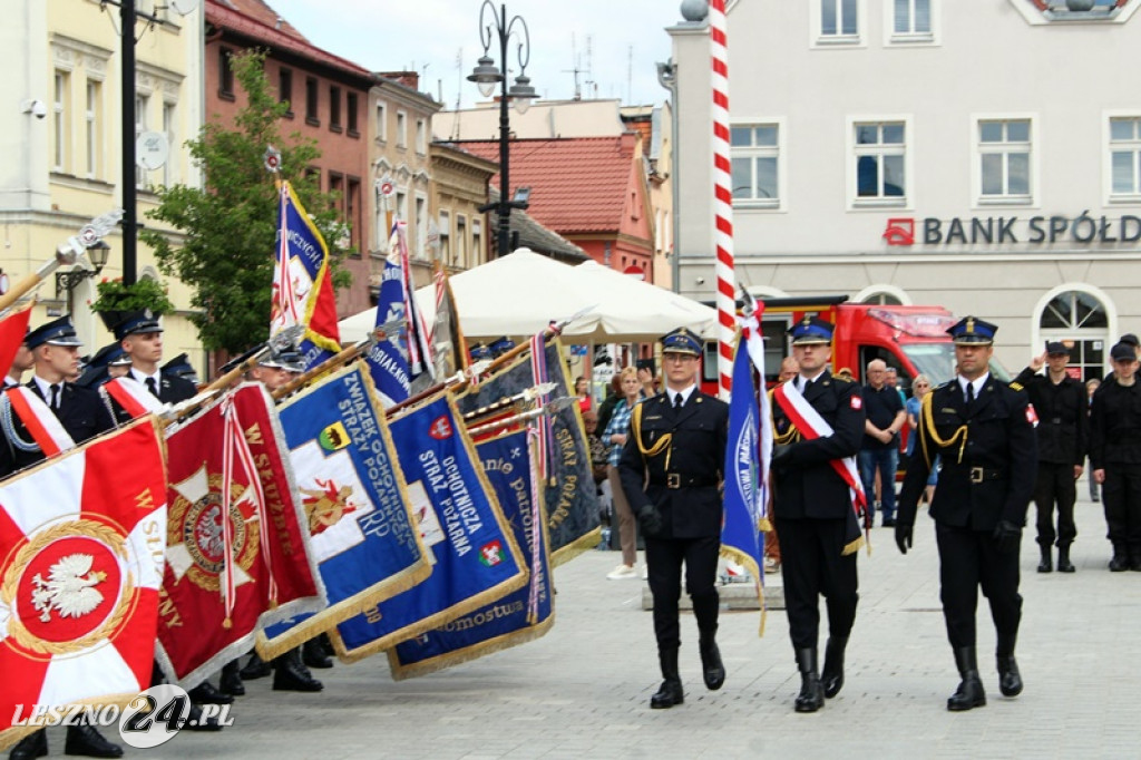 Dzień Strażaka połączony z wręczeniem sztandaru
