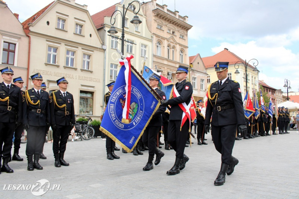 Dzień Strażaka połączony z wręczeniem sztandaru
