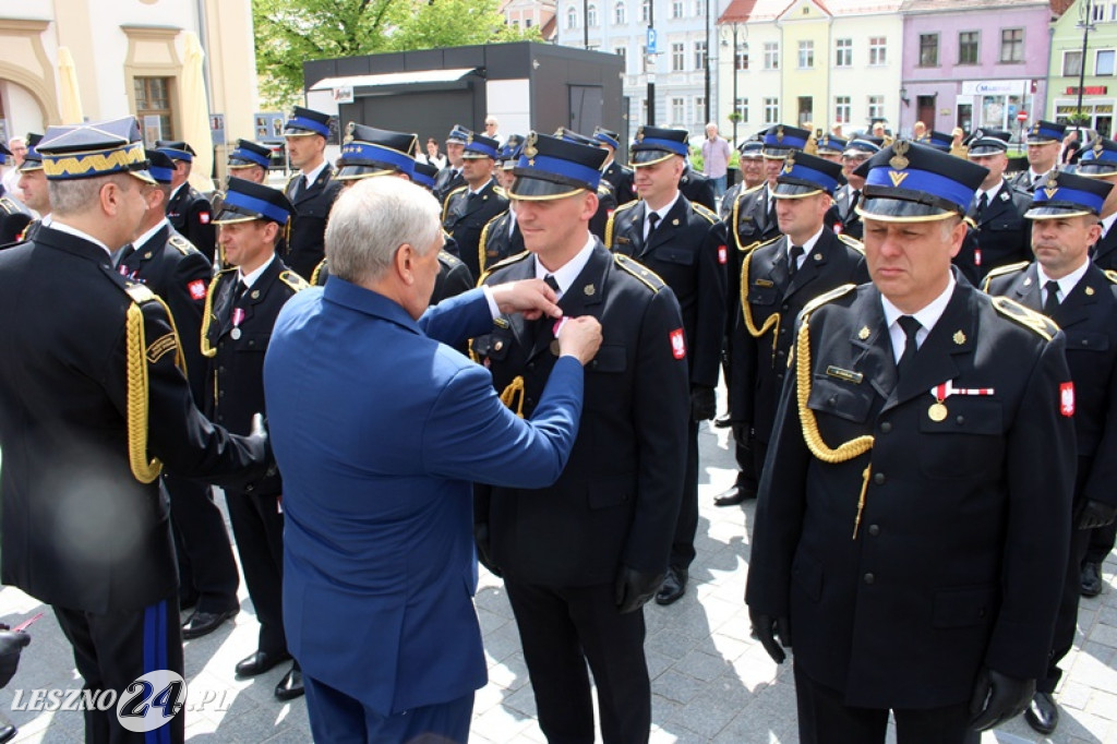 Dzień Strażaka połączony z wręczeniem sztandaru