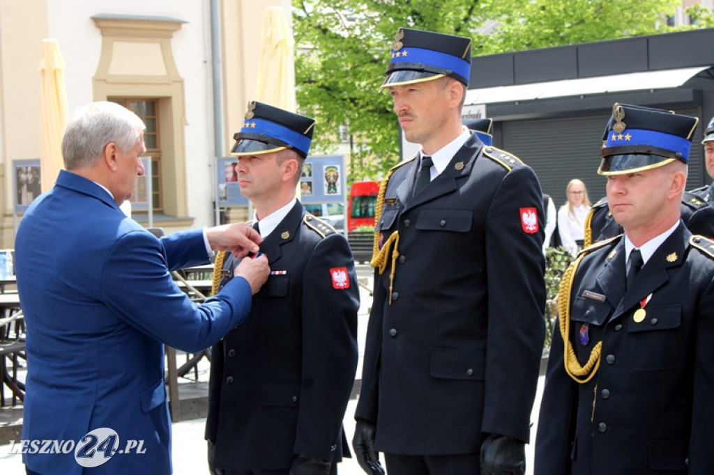 Dzień Strażaka połączony z wręczeniem sztandaru