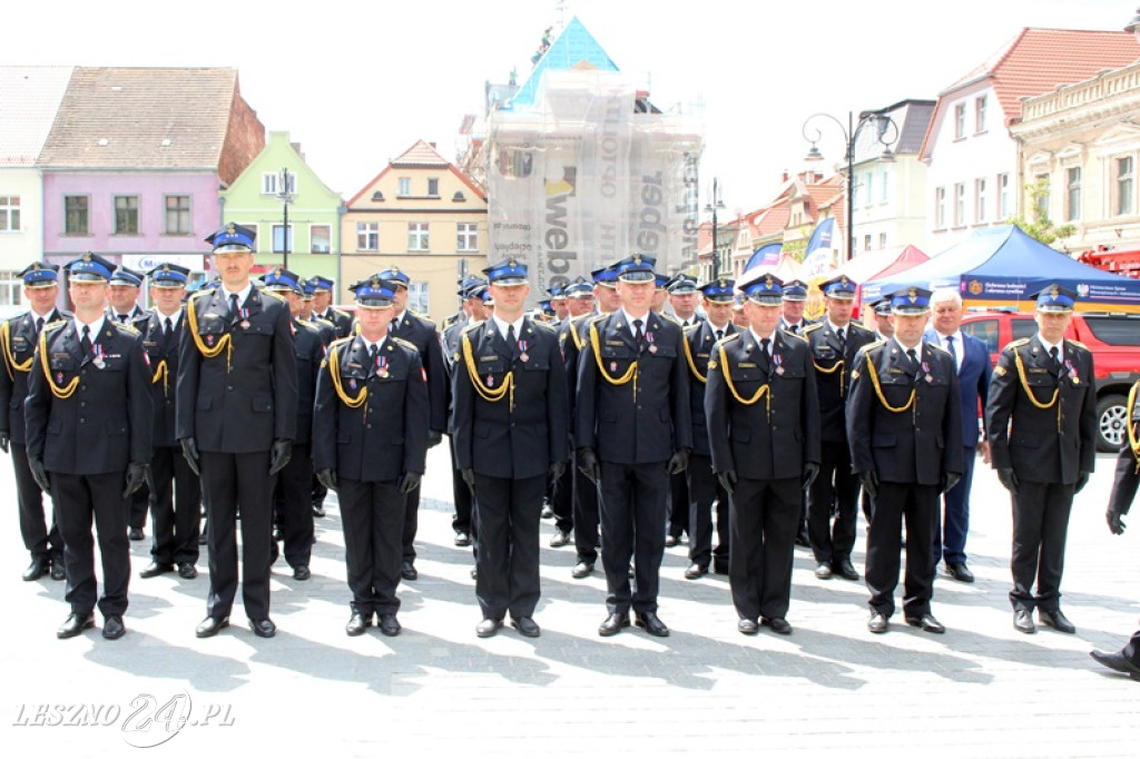 Dzień Strażaka połączony z wręczeniem sztandaru