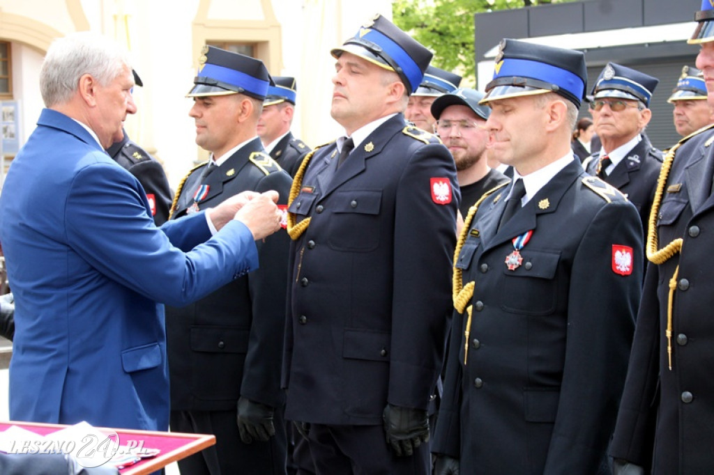 Dzień Strażaka połączony z wręczeniem sztandaru