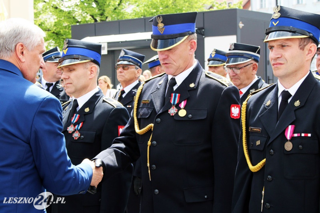 Dzień Strażaka połączony z wręczeniem sztandaru