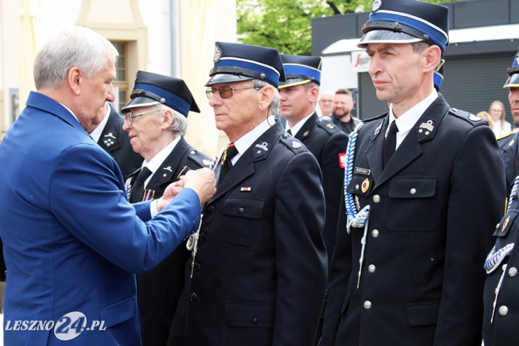 Dzień Strażaka połączony z wręczeniem sztandaru