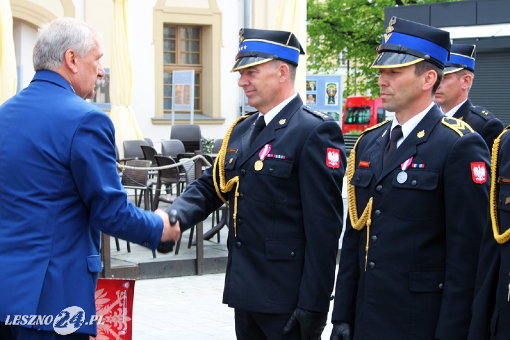 Dzień Strażaka połączony z wręczeniem sztandaru