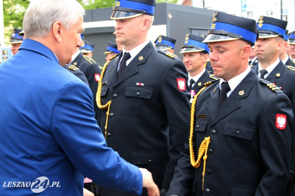 Dzień Strażaka połączony z wręczeniem sztandaru