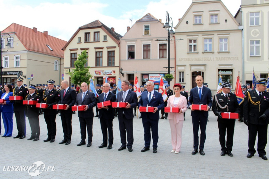 Dzień Strażaka połączony z wręczeniem sztandaru