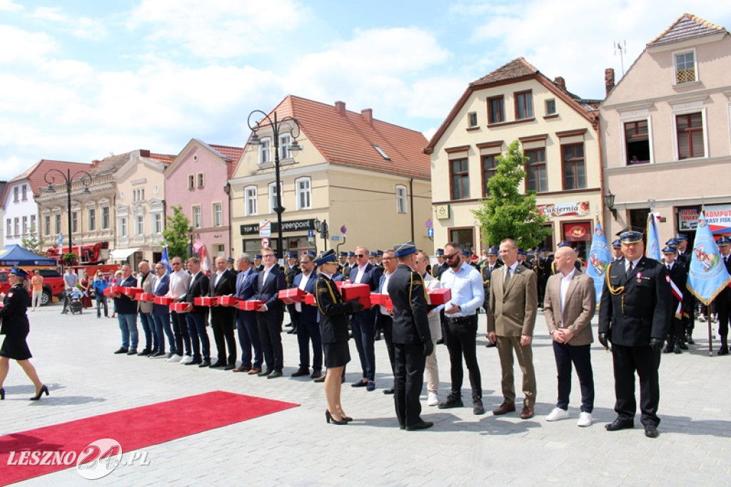 Dzień Strażaka połączony z wręczeniem sztandaru
