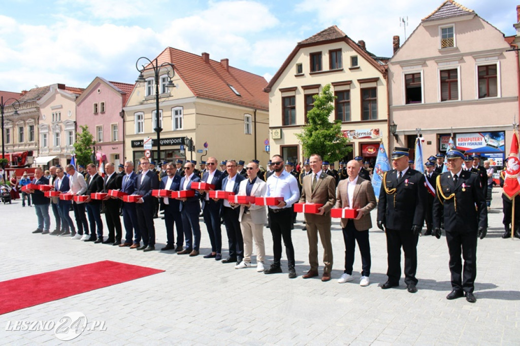 Dzień Strażaka połączony z wręczeniem sztandaru