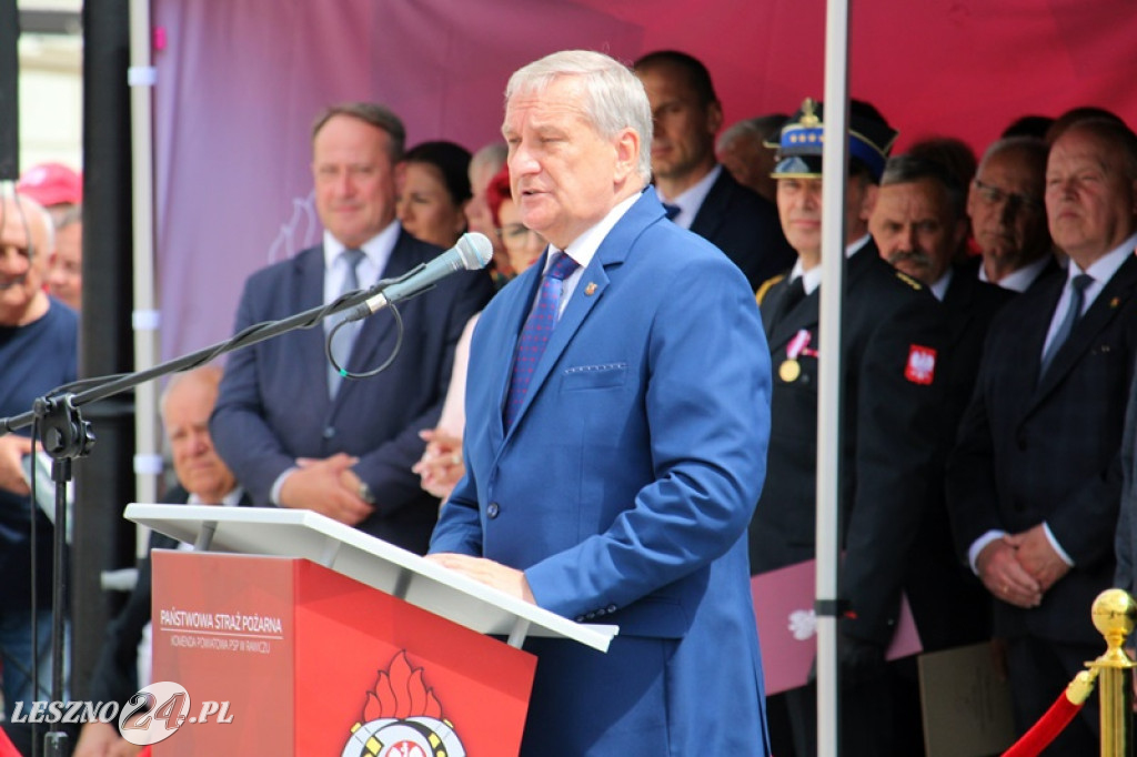 Dzień Strażaka połączony z wręczeniem sztandaru