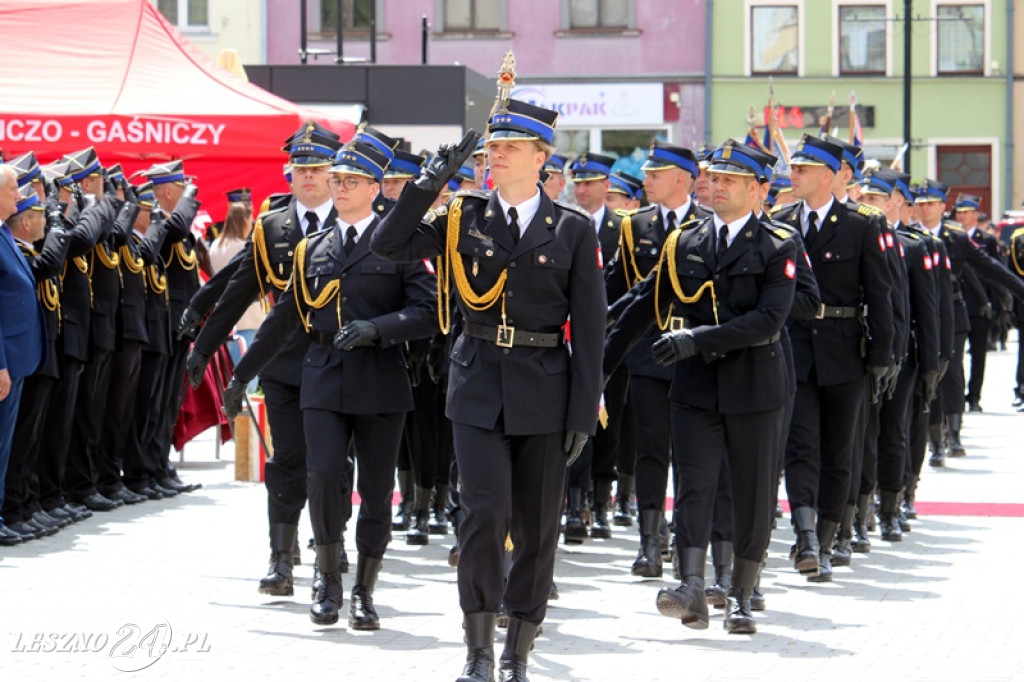 Dzień Strażaka połączony z wręczeniem sztandaru