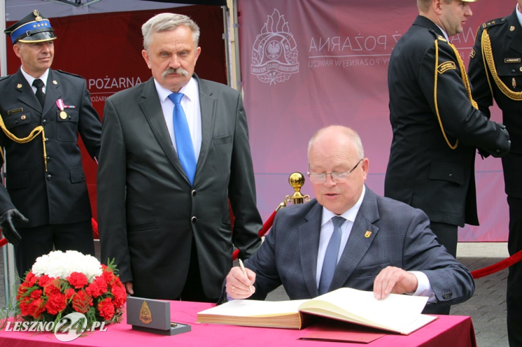 Dzień Strażaka połączony z wręczeniem sztandaru