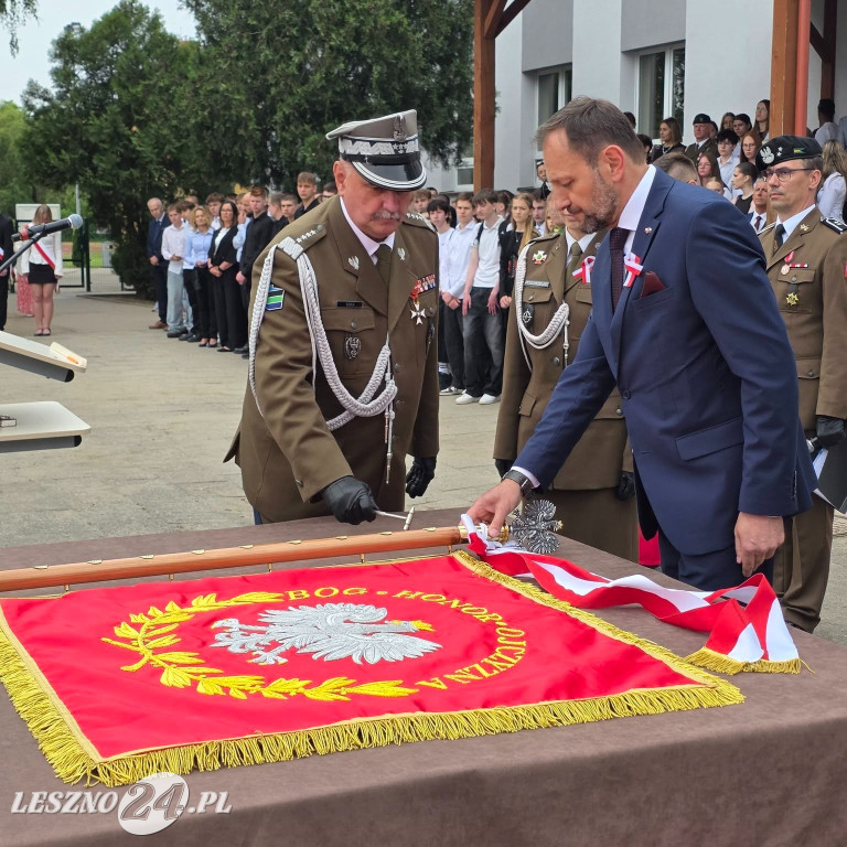 Nadania sztandaru Szkole Branżowej I Stopnia we Włoszakowicach