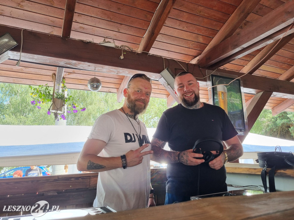 We House Music w Brennie dla Boszkowskich Kotów i Psów