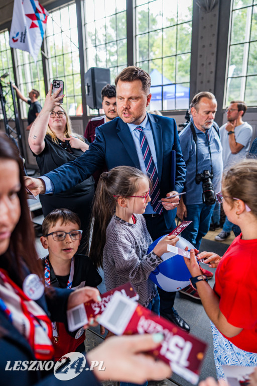 Od Dnia Dziecka po Bałtyk – Koleje Wielkopolskie rozpędzają lato pełne atrakcji