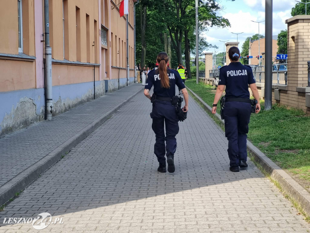 Alarmy bombowe w szkołach