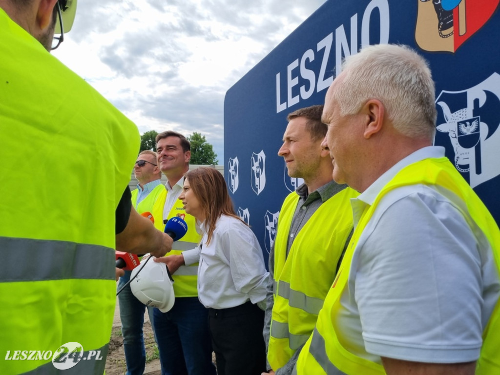 Jak zmienia się Pływalnia Akwawit w Lesznie