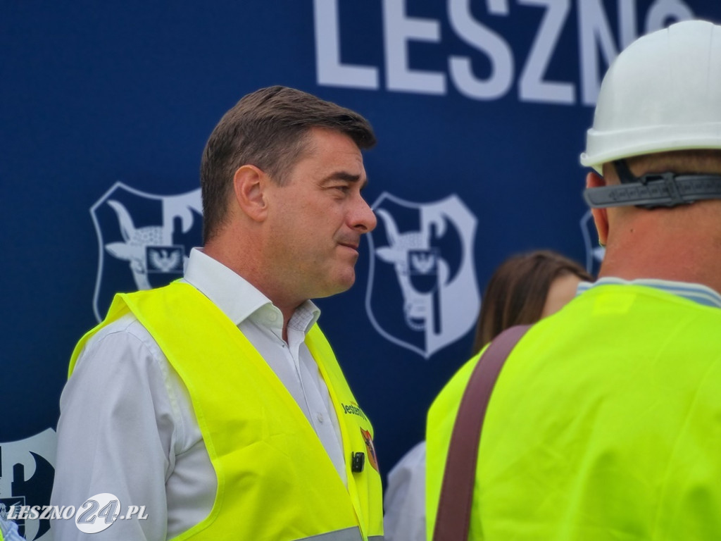 Jak zmienia się Pływalnia Akwawit w Lesznie