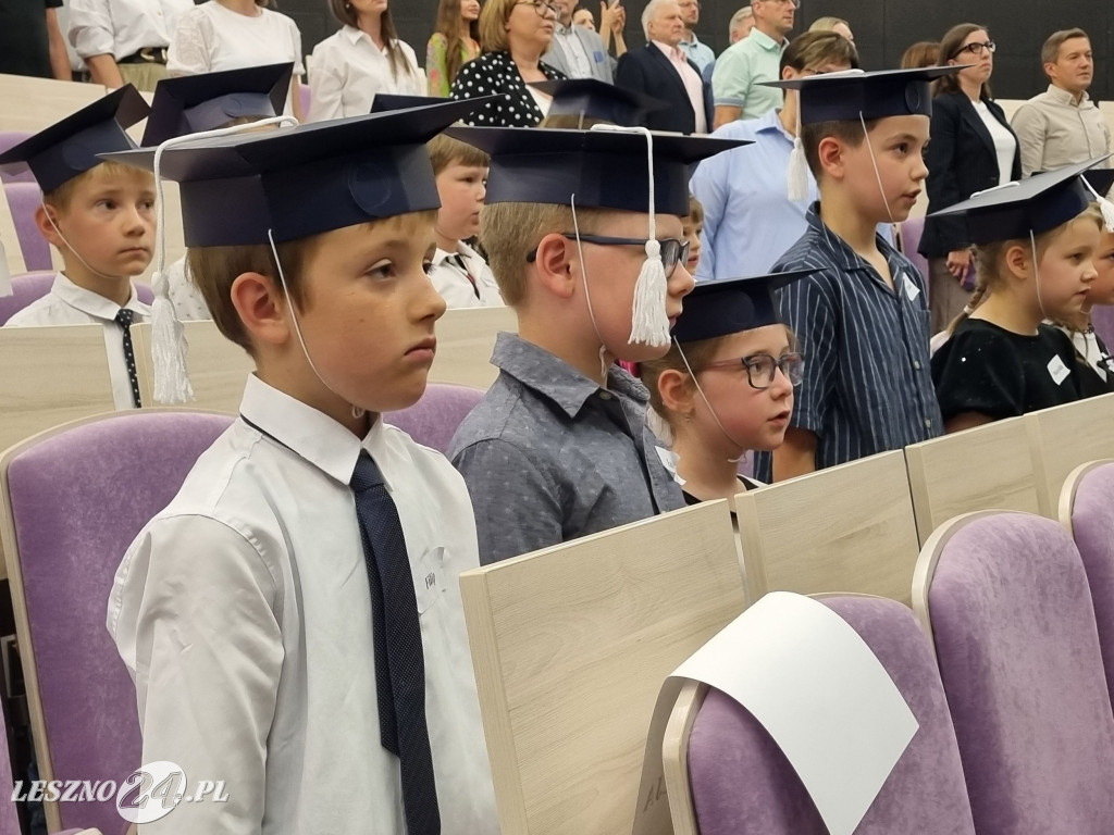 Zakończenie roku Akademii Dziecięcej w ANS w Lesznie