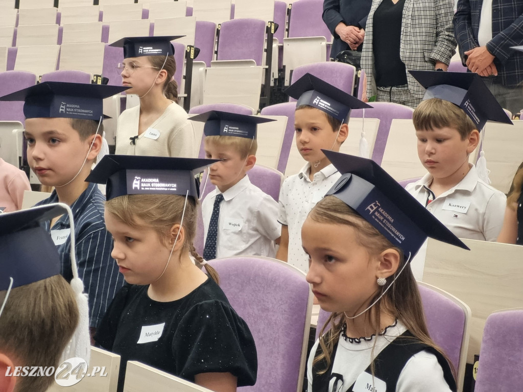 Zakończenie roku Akademii Dziecięcej w ANS w Lesznie