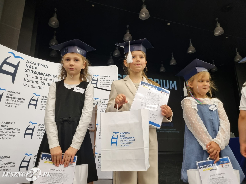 Zakończenie roku Akademii Dziecięcej w ANS w Lesznie