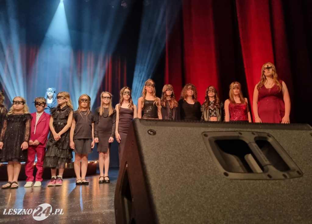 Koncert młodych talentów Młodzi w Starych Przebojach