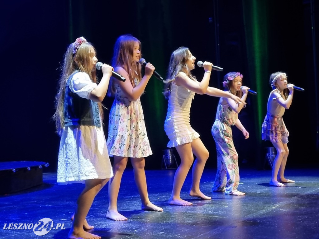 Koncert młodych talentów Młodzi w Starych Przebojach
