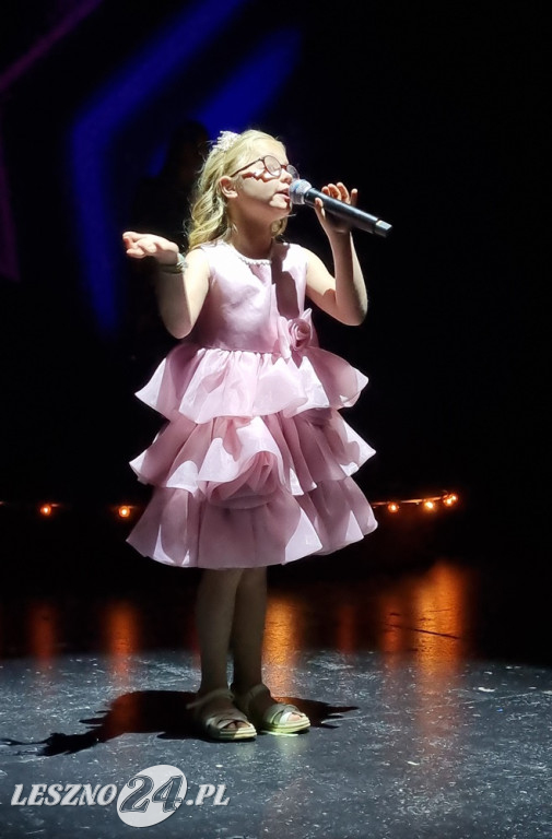 Koncert młodych talentów Młodzi w Starych Przebojach