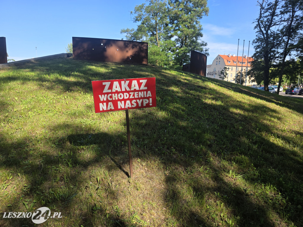 Skwer im. Marii i Lecha Kaczyńskich w Lesznie