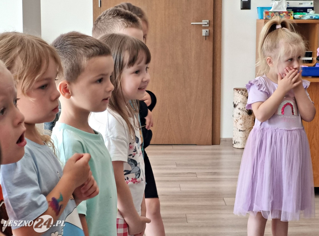 Lekcja teatralna w Przedszkolu nr 19 w Lesznie