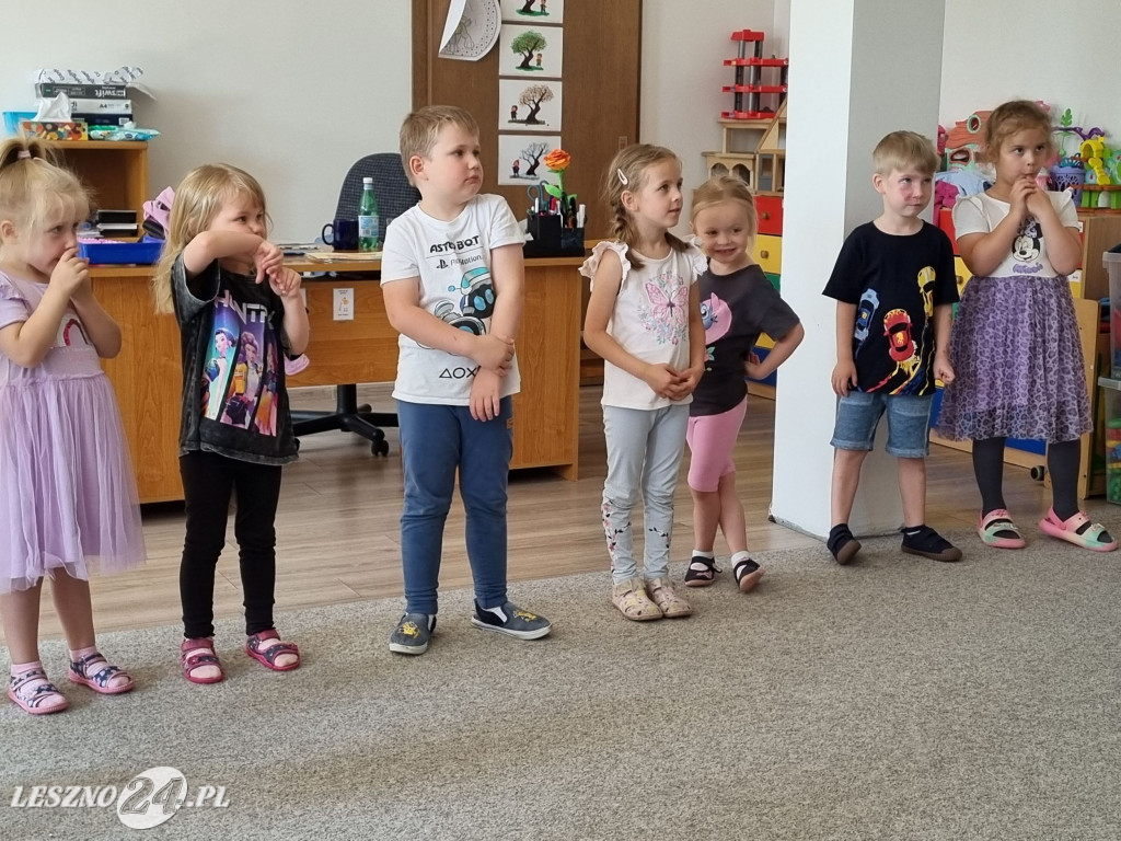 Lekcja teatralna w Przedszkolu nr 19 w Lesznie