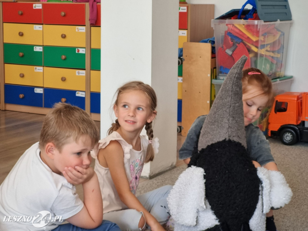 Lekcja teatralna w Przedszkolu nr 19 w Lesznie