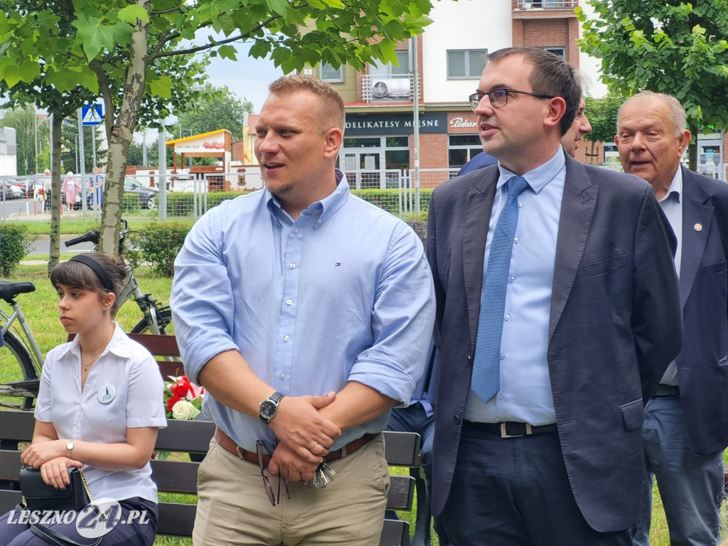 Odsłonięcie tablicy na Skwerze Marii i Lecha Kaczyńskich