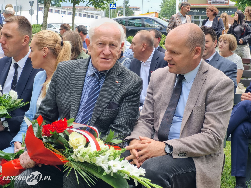Odsłonięcie tablicy na Skwerze Marii i Lecha Kaczyńskich