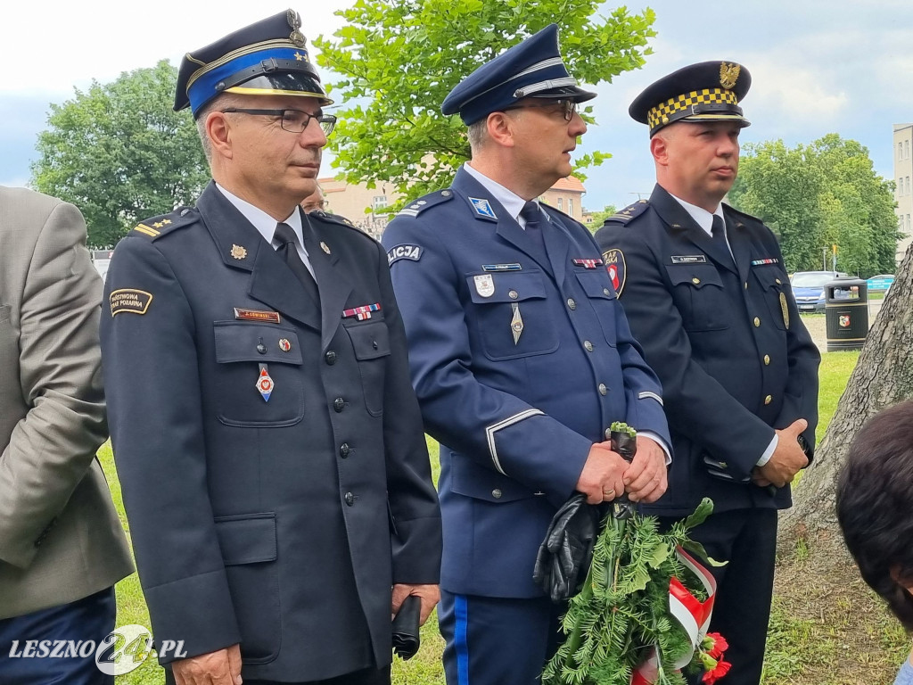 Odsłonięcie tablicy na Skwerze Marii i Lecha Kaczyńskich