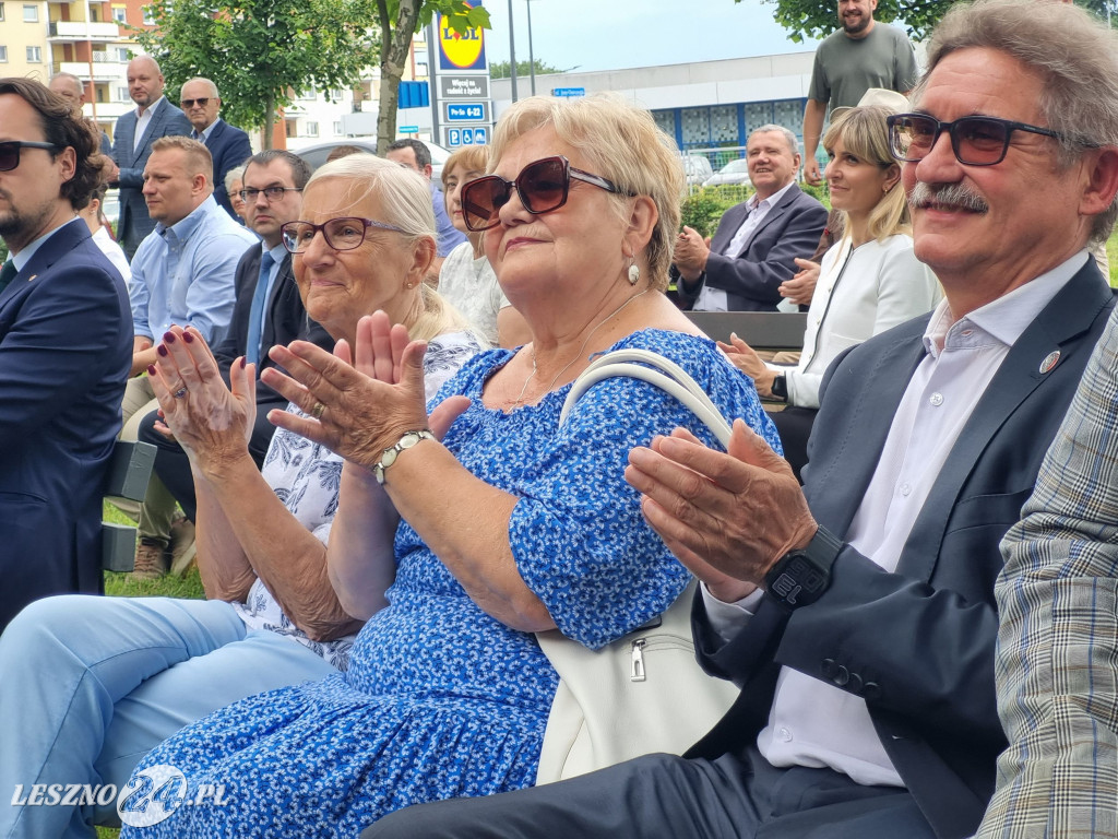 Odsłonięcie tablicy na Skwerze Marii i Lecha Kaczyńskich