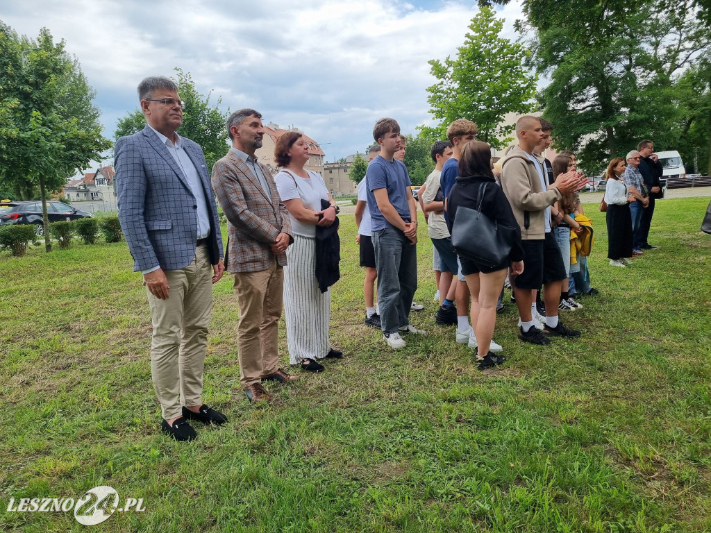 Odsłonięcie tablicy na Skwerze Marii i Lecha Kaczyńskich